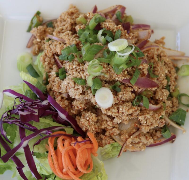CHICKEN LARB